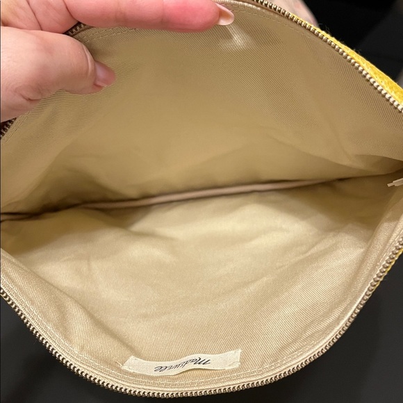 Madewell Sunny Clutch, yellow, zipper closure 12”x8.5” - Picture 9 of 11